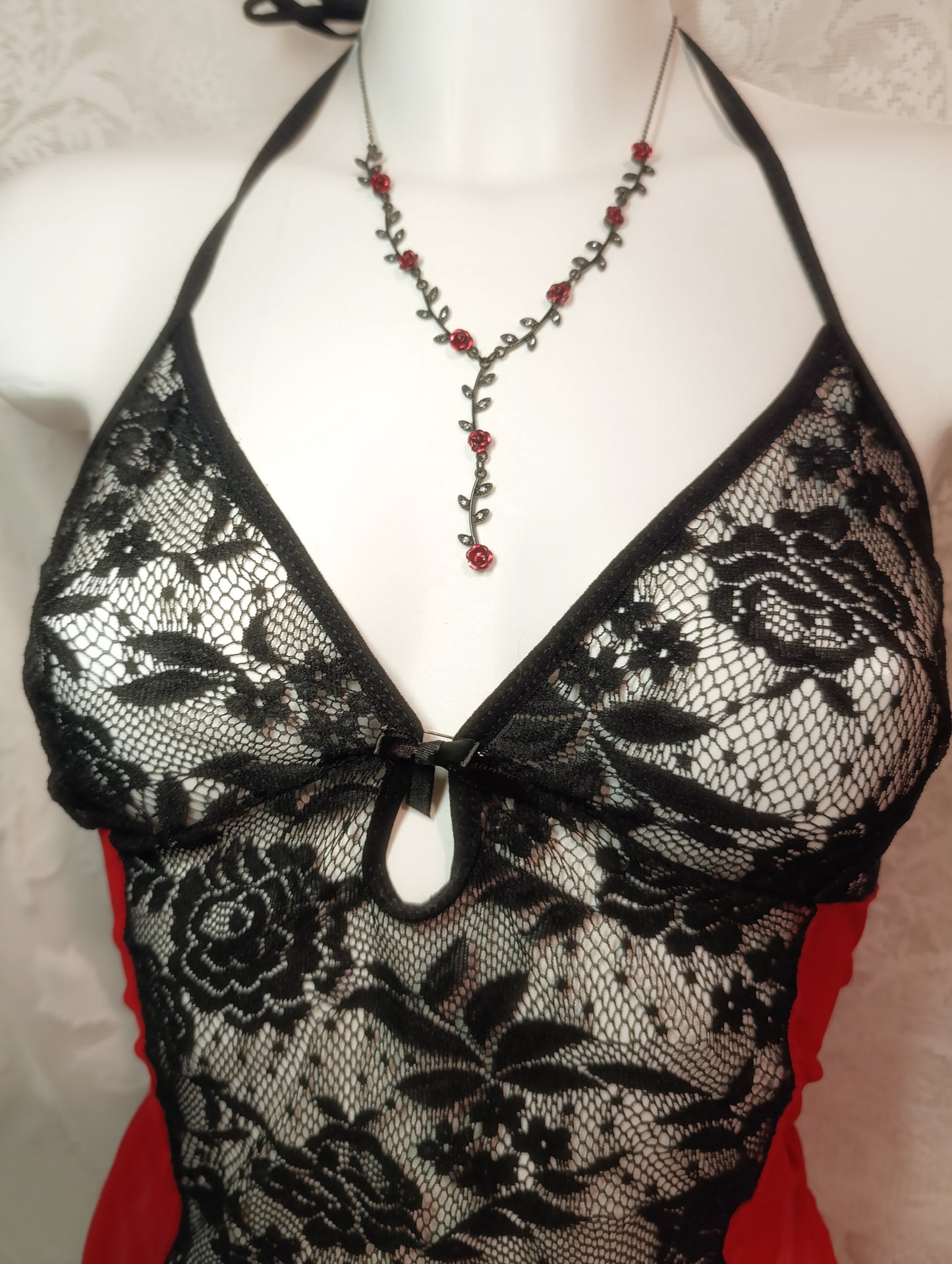 Scarlet Mesh Top *ੈ✩‧₊˚