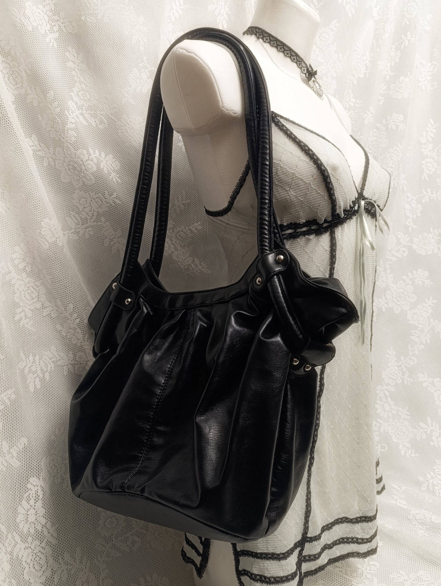 Black Faux-Leather Bag 𓆩♱𓆪