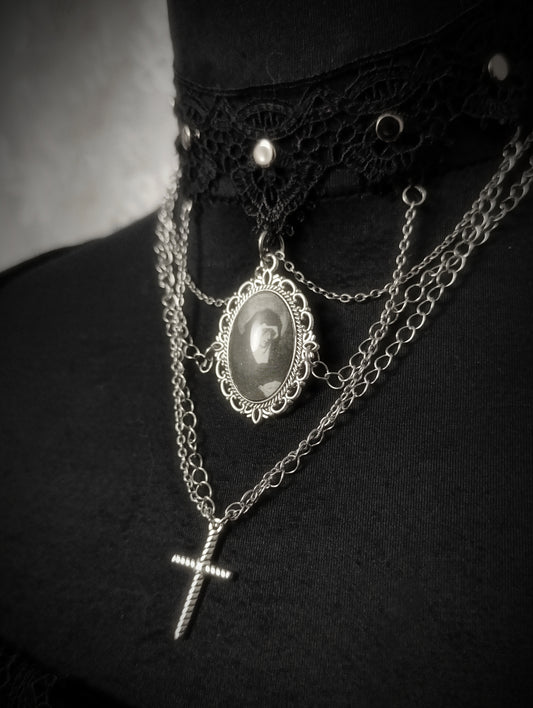 πΉππ ππ πΈπππππππ Lace Choker β¦