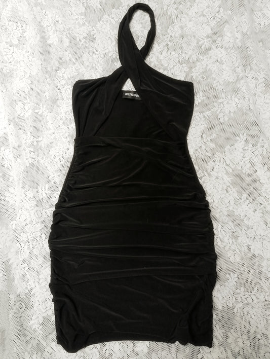 Open Neck Ruched Dress 𝜗ৎ