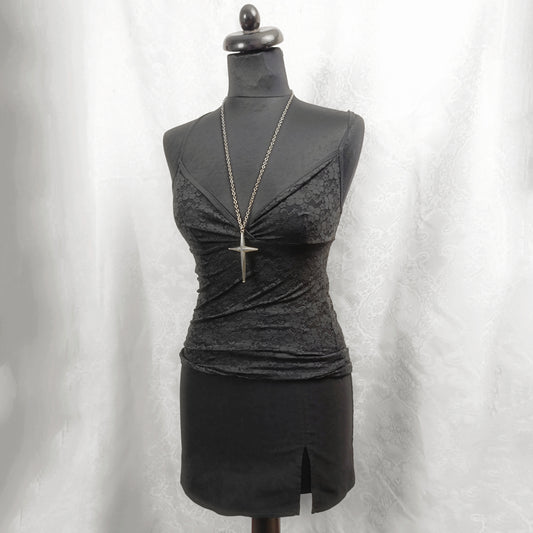 Mini skirt with slit