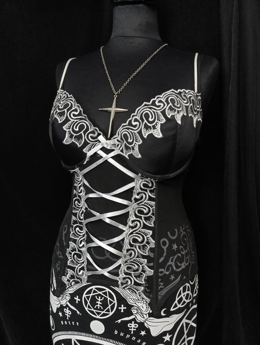 Lingerie corset 🥀
