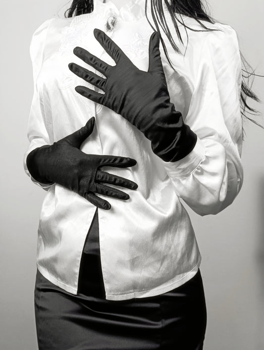 Black, classic vintage gloves