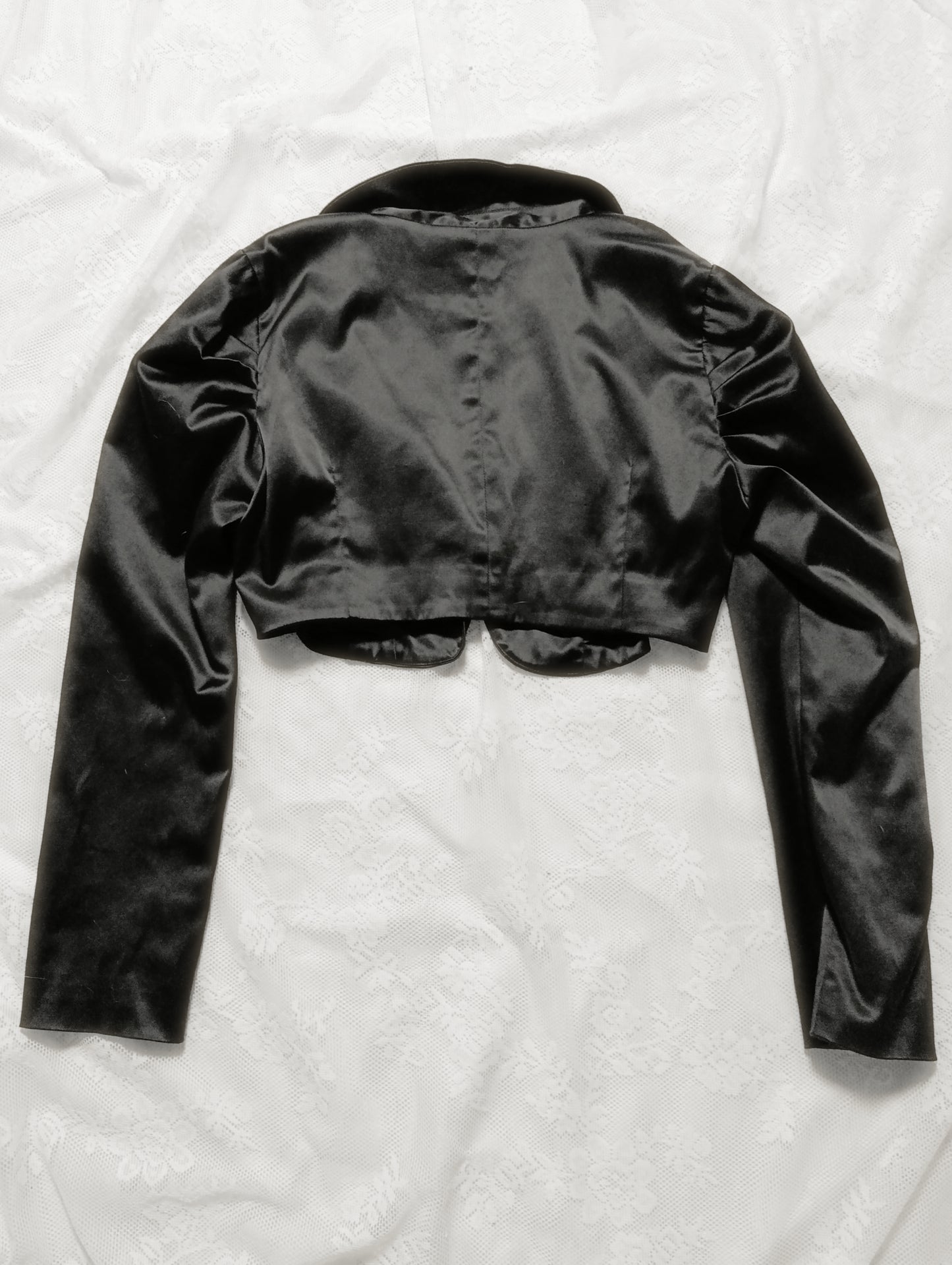 Satin, short jacket