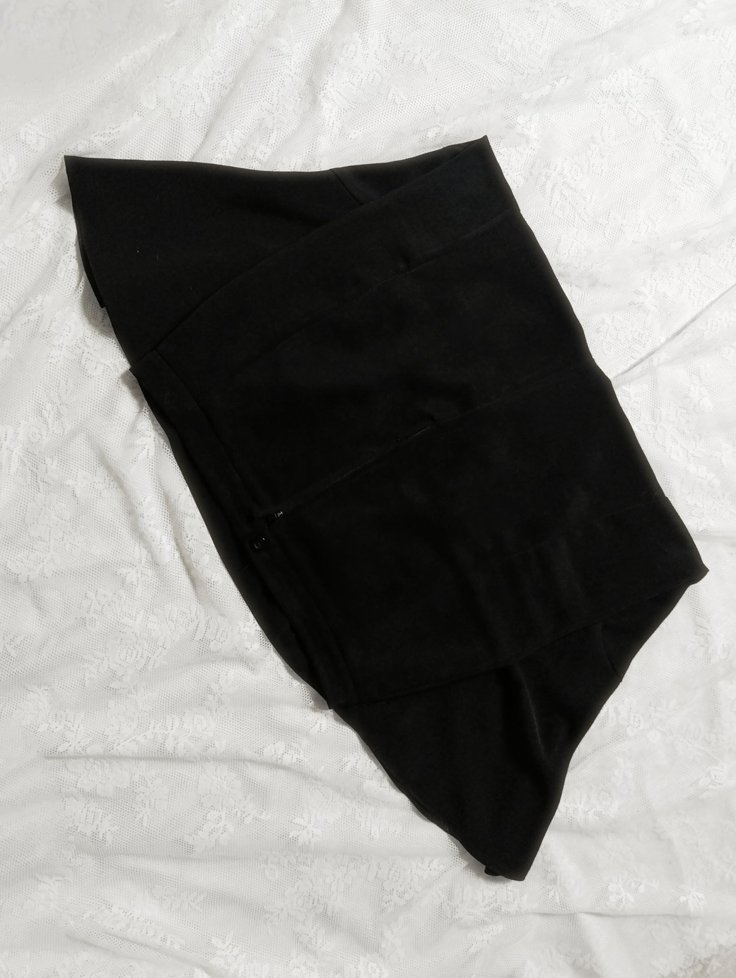 Black, classic mermaid skirt 🖤