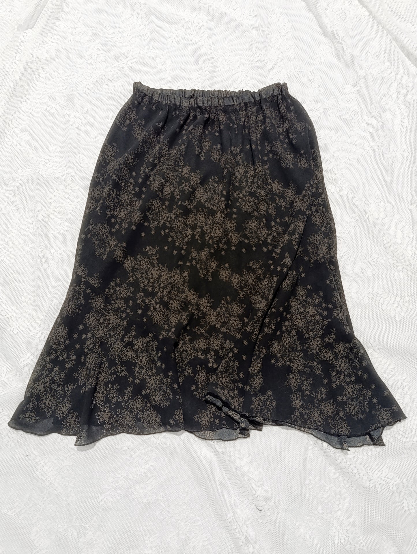 Asymmetric Floral Skirt ⁴⁴⁴