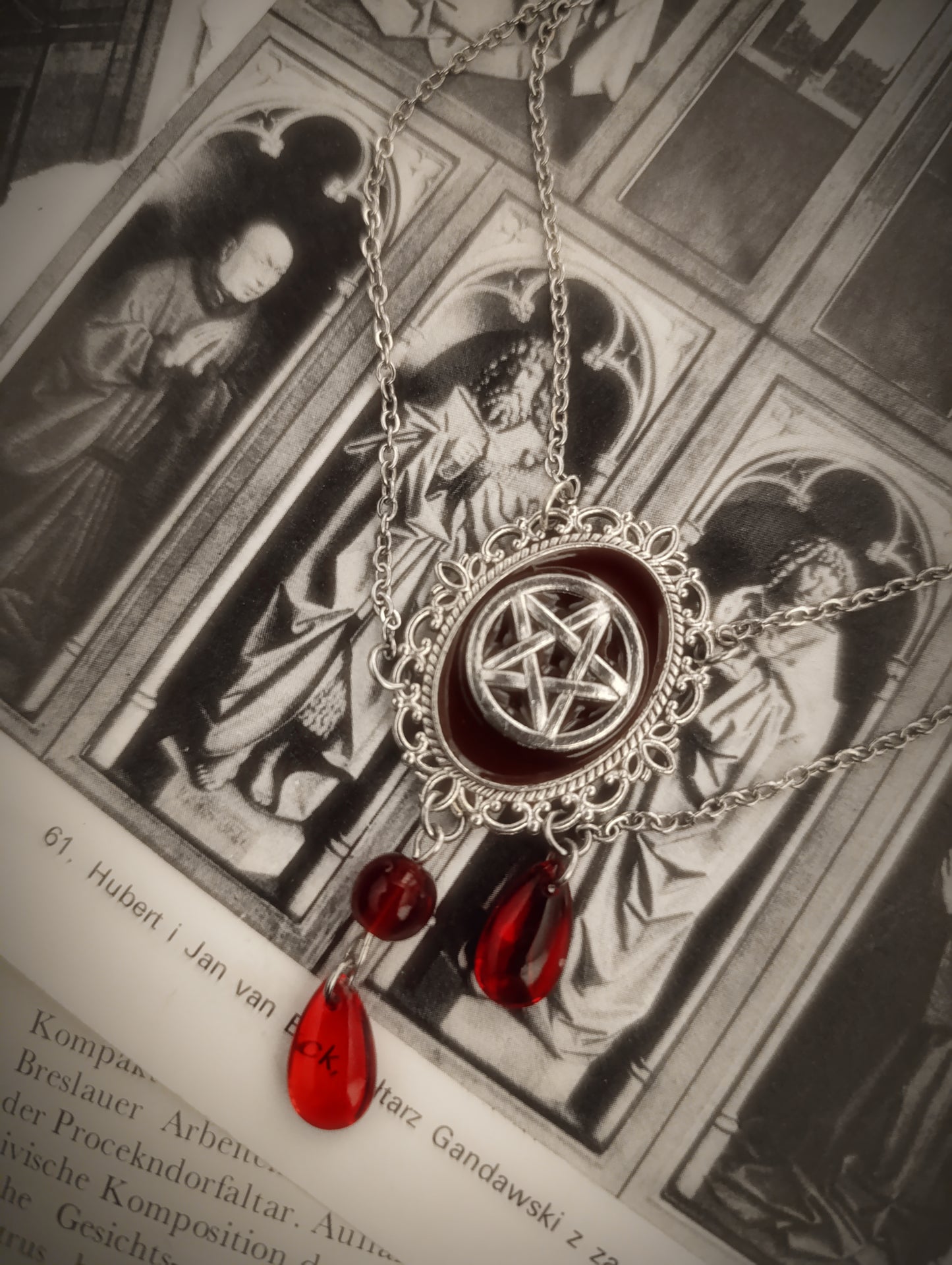 Bloody Pentagram Chain Choker 𓋹