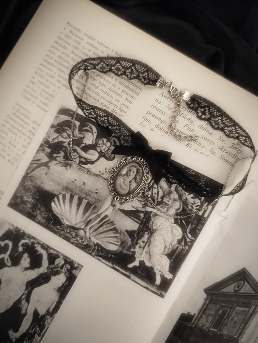The Birth of Venus Choker ⊹₊⟡