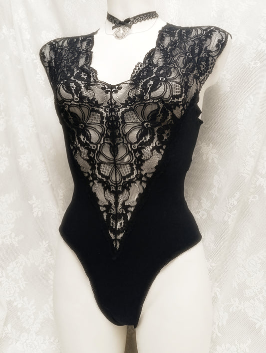 Lace Bodysuit †