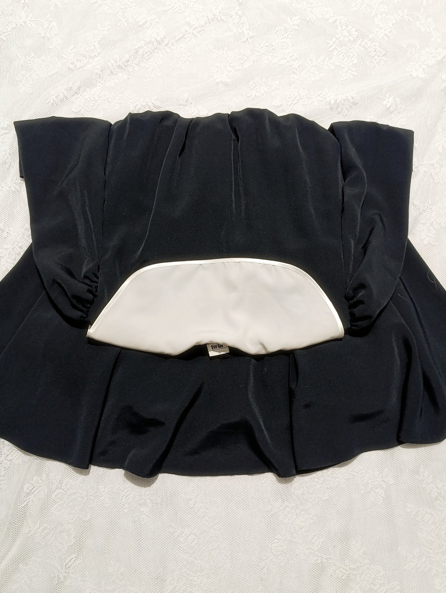 Vintage Dress with Statement Collar 𝜗ৎ