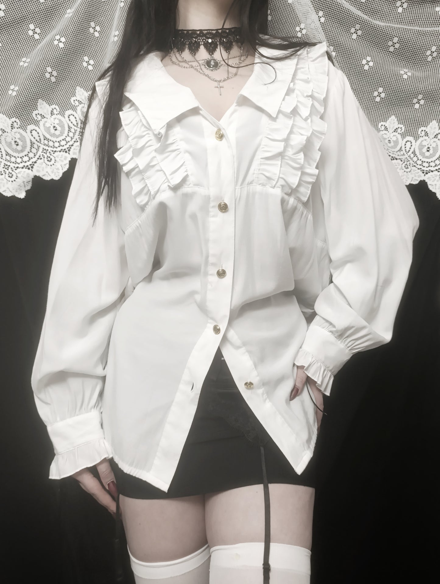 White Ruffled Collar Blouse ✞︎