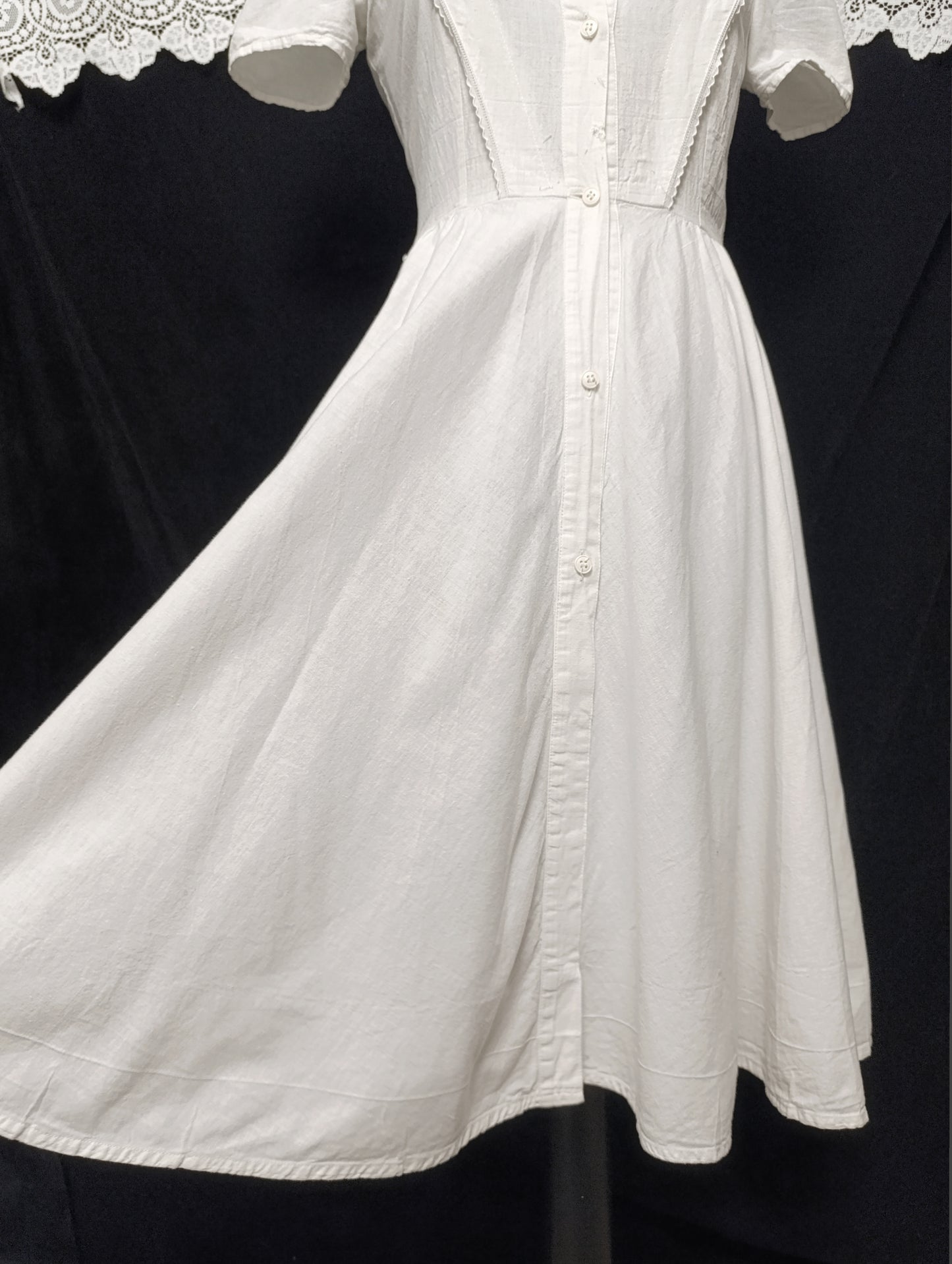 Vintage Ghost Dress 𓆩♱𓆪