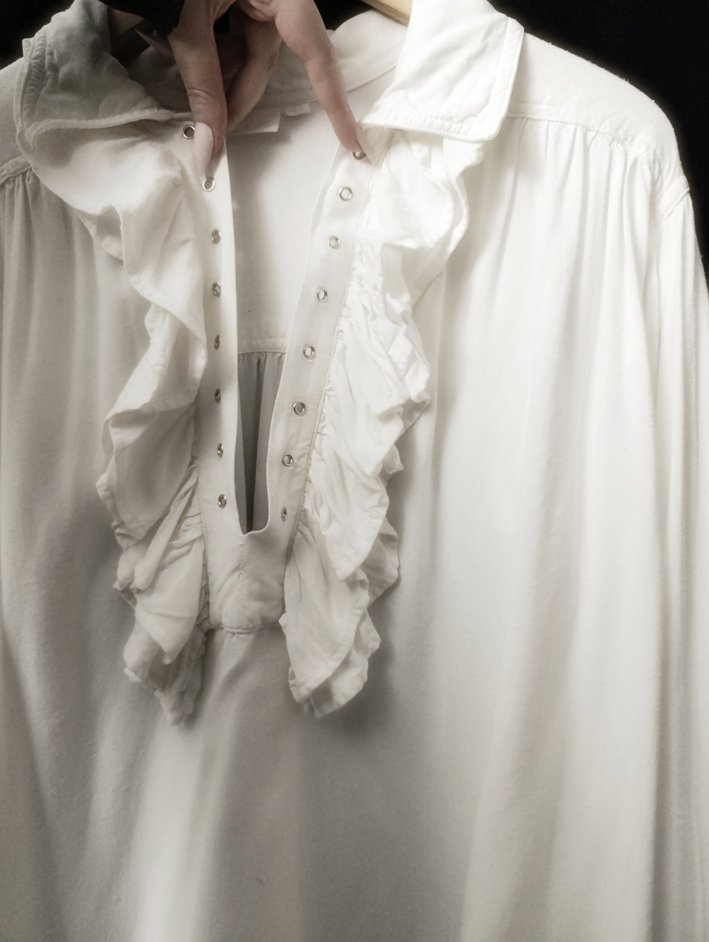 Vampire Ruffled Shirt ✞︎