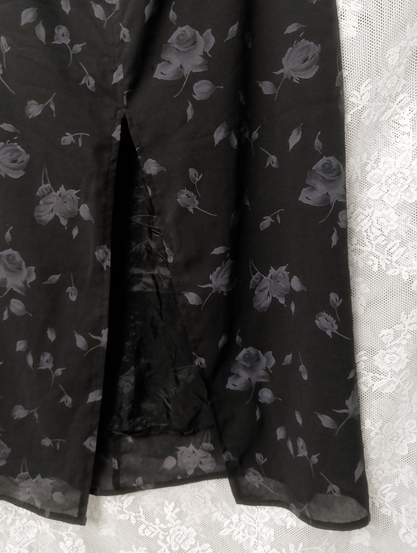 Vintage Rose Maxi Skirt ༒︎