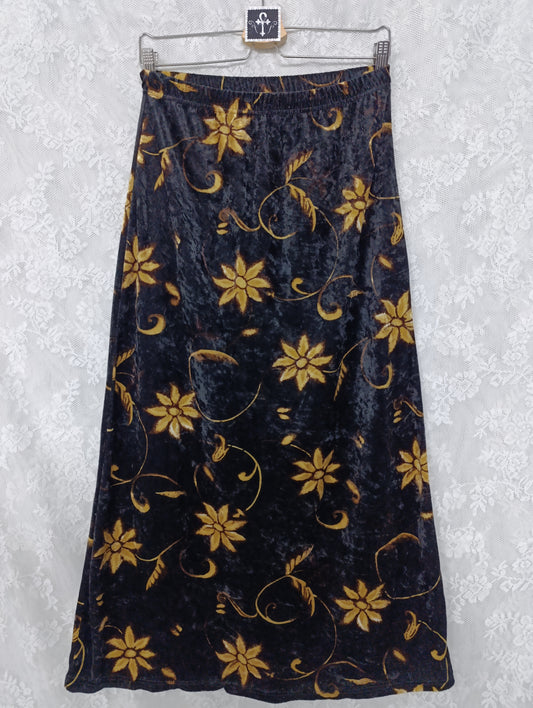 Vintage Velvet Floral Skirt ✞︎