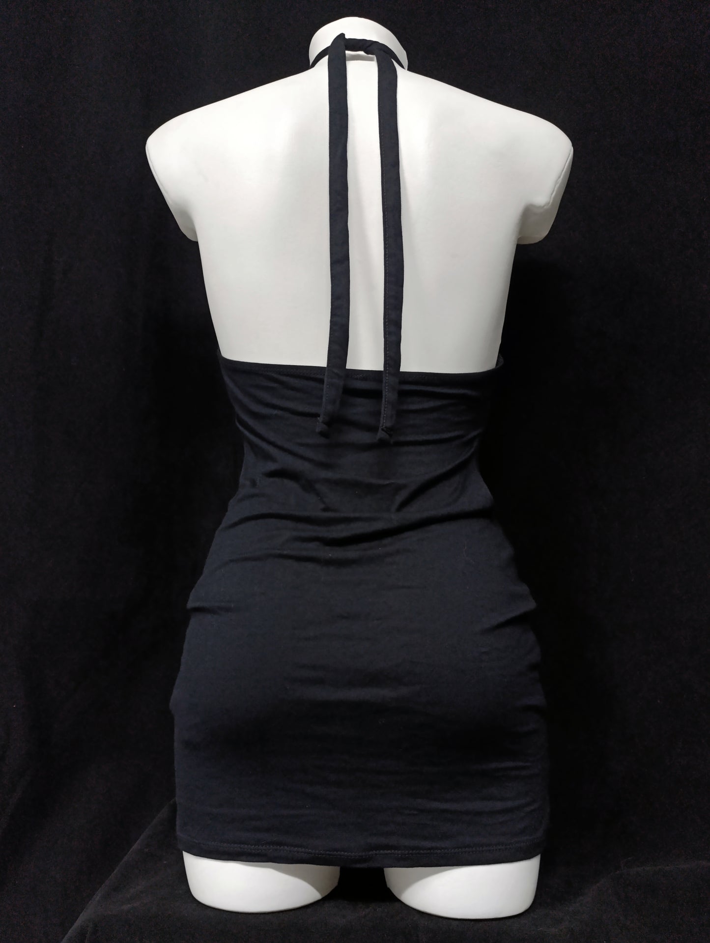 Cut-Out Mini Dress ₍ᐢ._.ᐢ₎♡