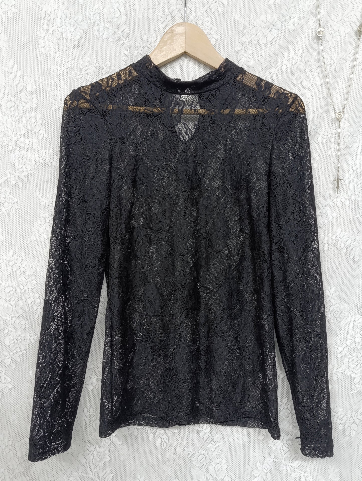Floral Lace Highneck Top ✞︎