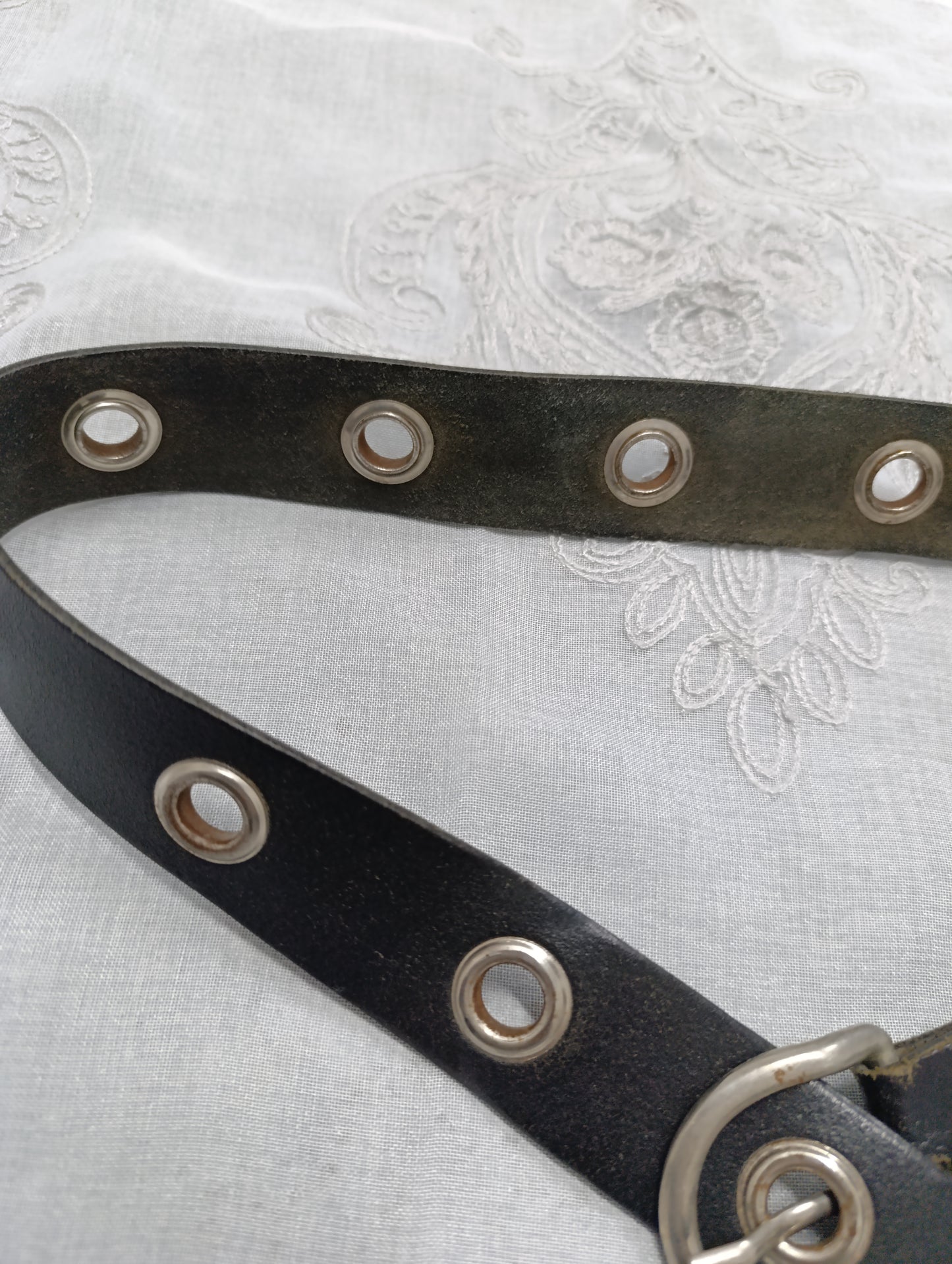 Vintage Leather Eyelet Belt 𖤐⭒๋࣭